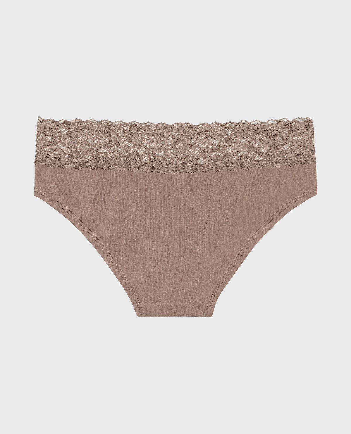 La Senza Culotte hipster dans un arbre sans feuilles