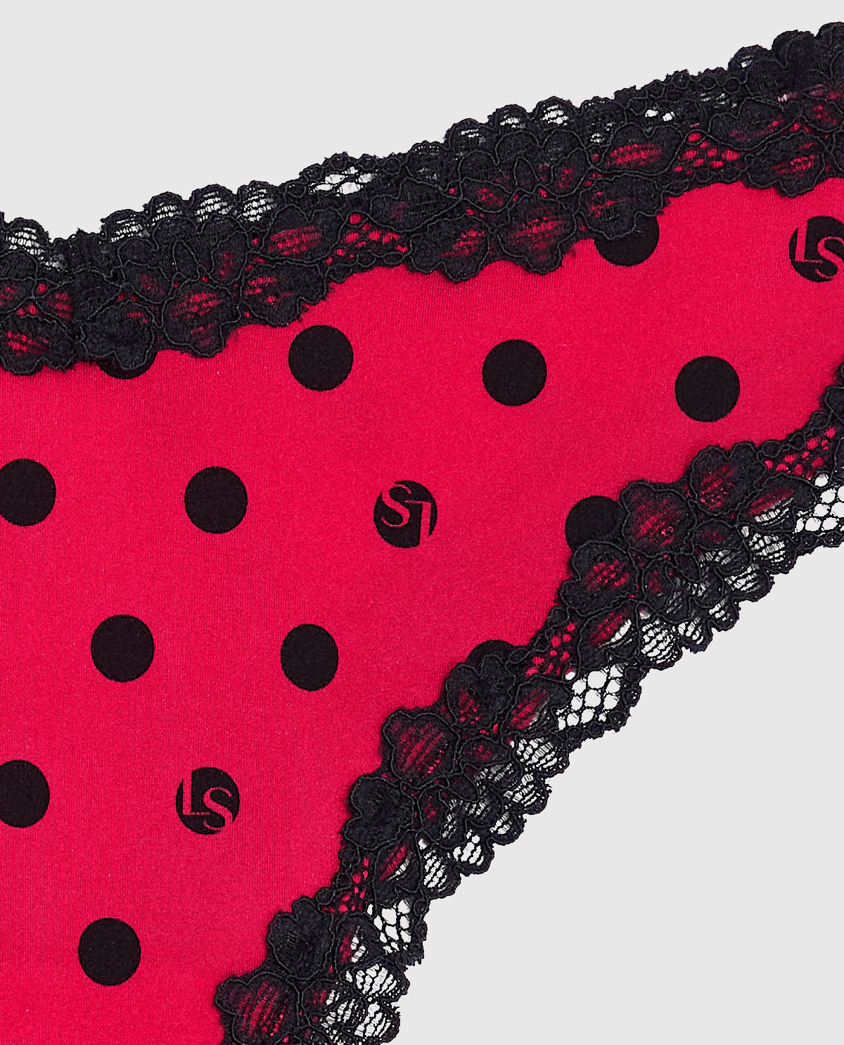 La Senza Tanga avec dentelle à pois LS