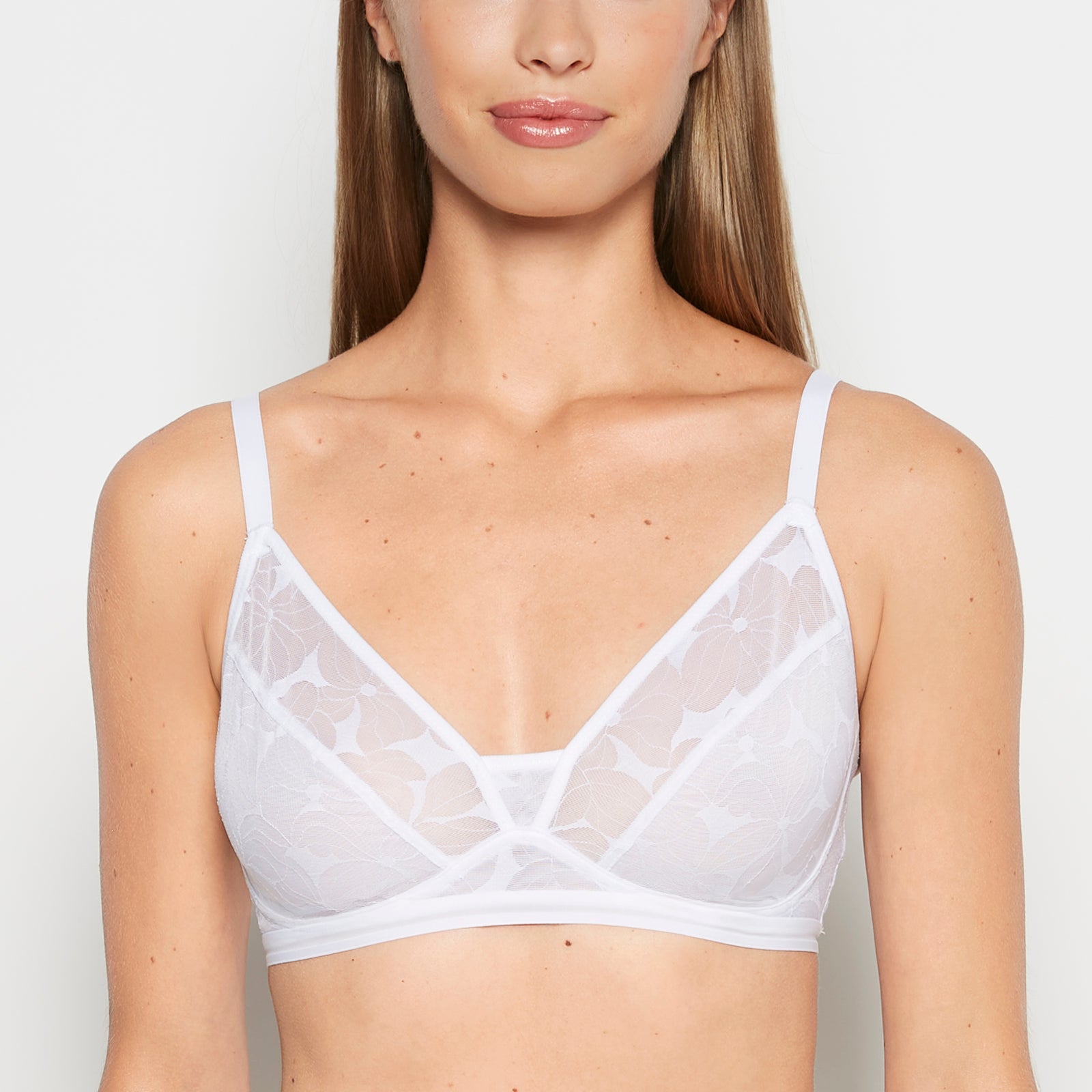 La Senza Lined Wired Triangle Bralette in Powdered Sugar