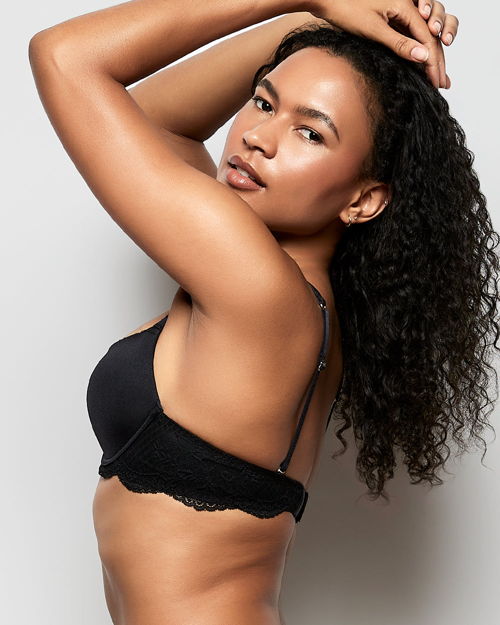 La Senza Lightly Lined Full Coverage Bra in Black