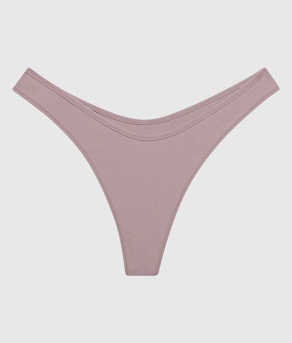 La Senza Smooth High Leg Thong Panty in Winterberry