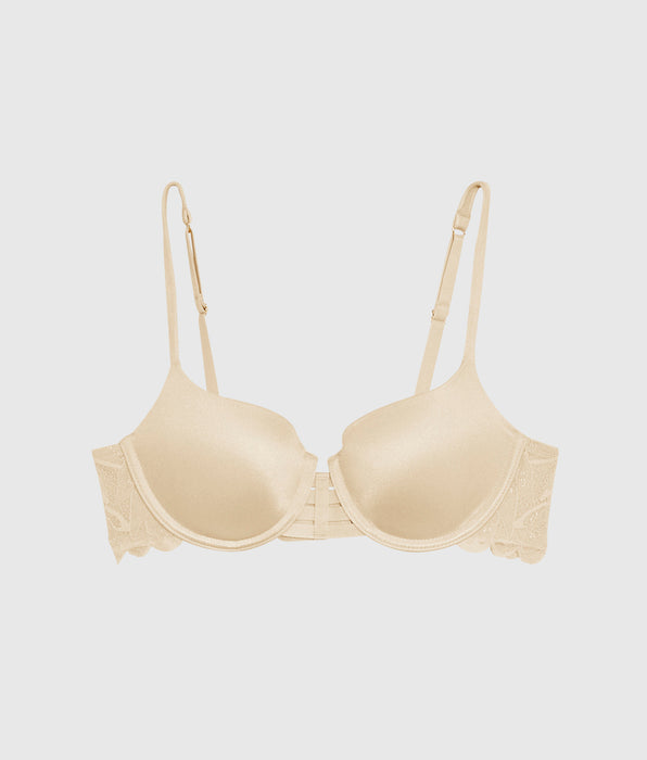 La Senza Lightly Lined Balconette Bra with Lace Wing