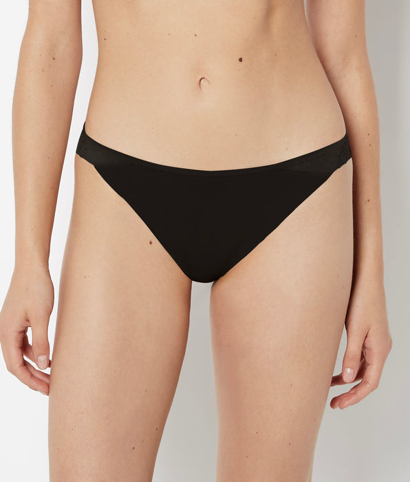 La Senza Cheeky Panty With Lace Trim in Tuxedo Black