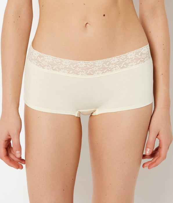 La Senza Boyshort Panty With Lace Trim in Lemon Icing