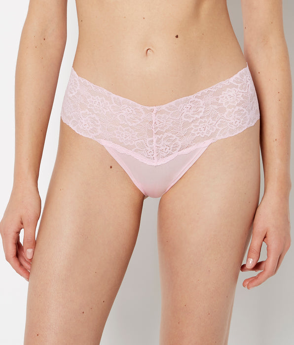 La Senza Magnificent Lace Thong Panty in Sweet Dream