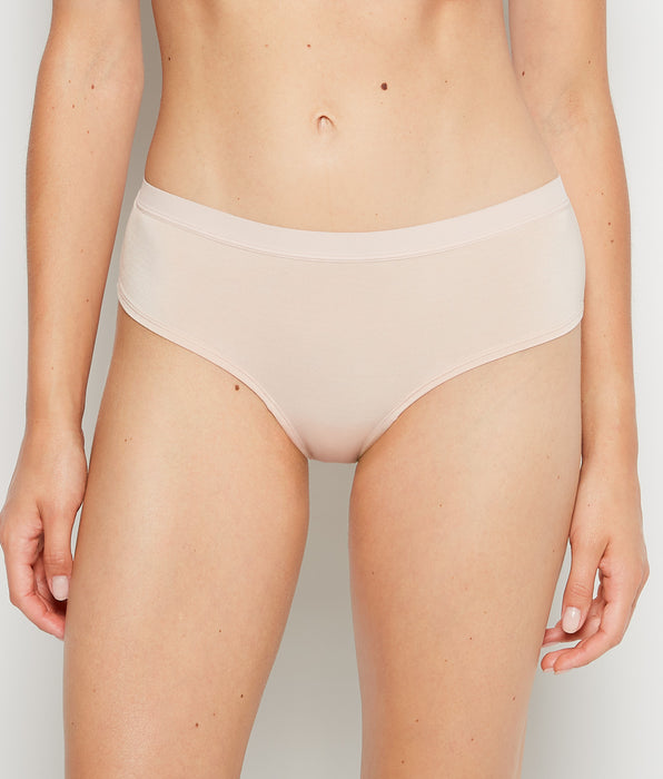 La Senza Hipster Panty With Vanishing Trim in Cameo Rose