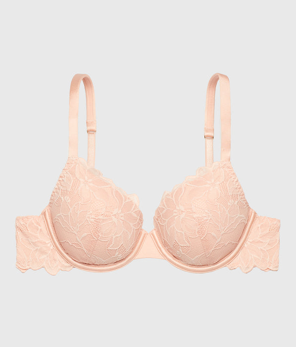 La Senza Lightly lined Full Coverage All Over Reverie Lace Bra in Cameo Rose