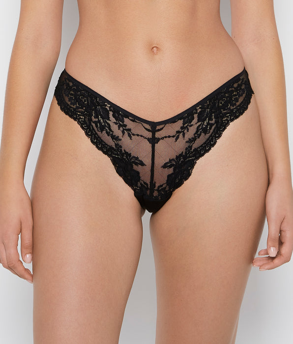La Senza Diva Cheeky V-Waist Lace Panty in Tuxedo Black