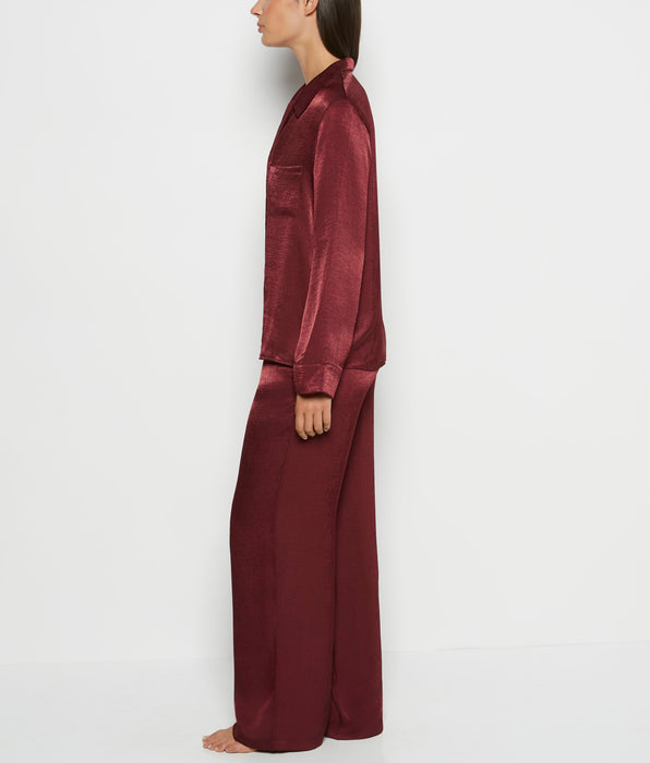 La Senza Chemise de nuit en satin boutonnée à l'avant in Rubis russe