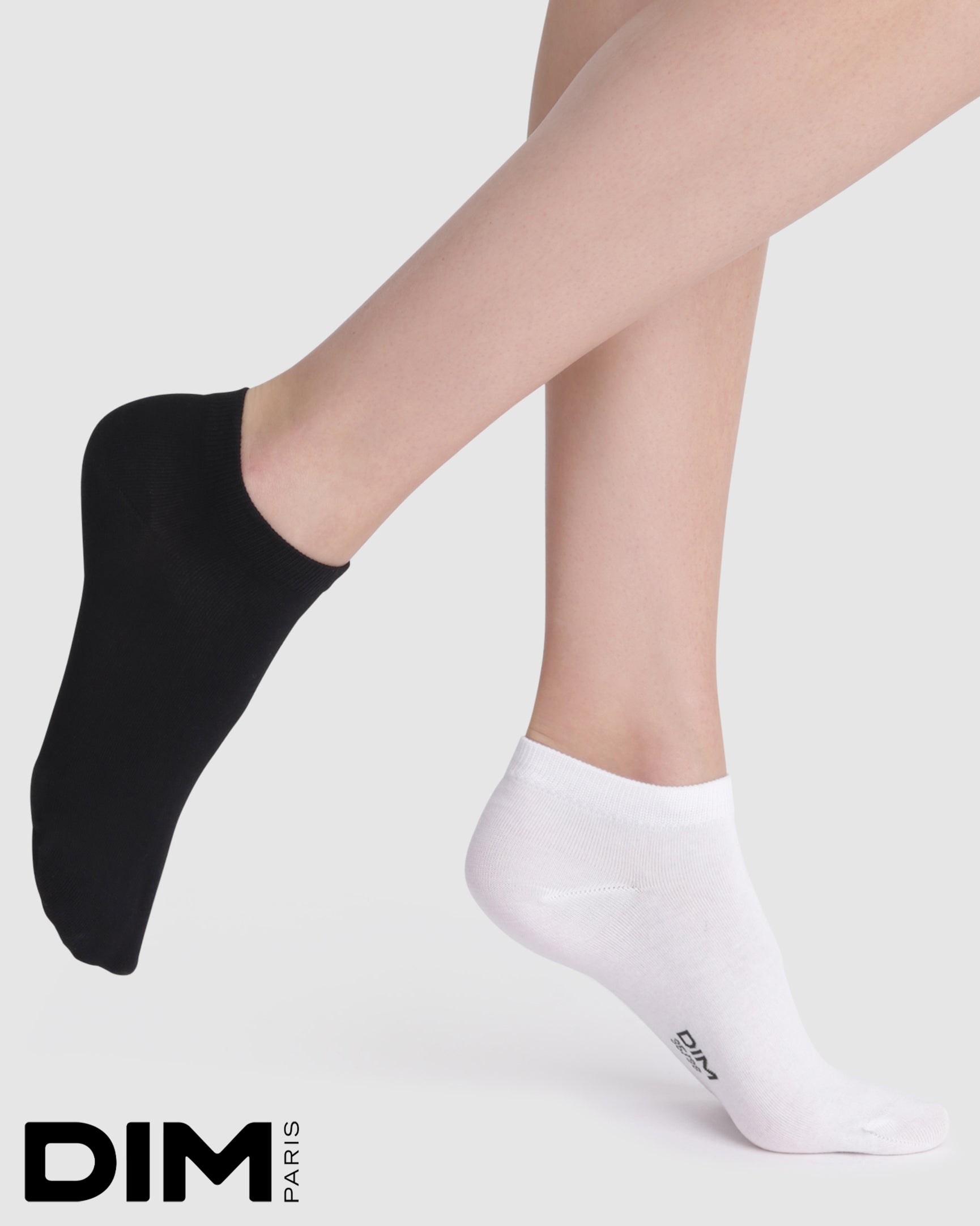 Pack of 2 Cotton Ankle Socks in Black and White