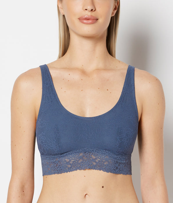 La Senza Unlined Scoop Bralette in Ultra Lace in Vintage Indigo