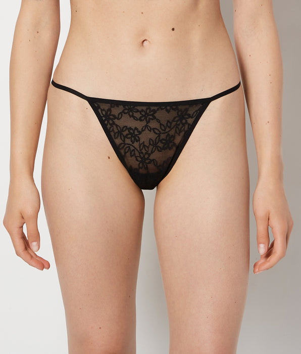 La Senza G-String Panty in Ultra Lace in Tuxedo Black