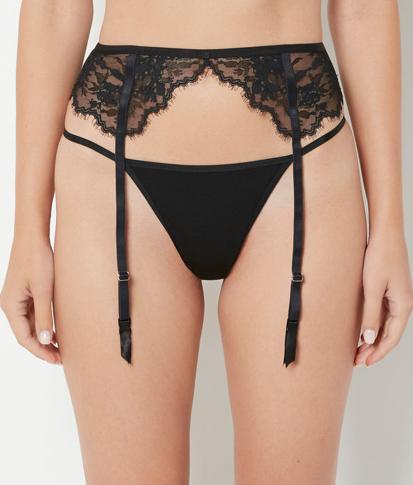 La Senza Garter With Bewitched Lace in Tuxedo Black